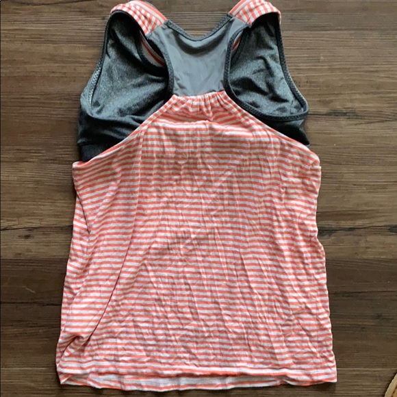 Workout Razorback tank - Picture 2 of 2